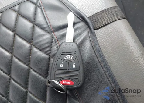 2008 Dodge Dakota Laramie z USA, uszkodzony, nr VIN 1D7HE52N58S554411